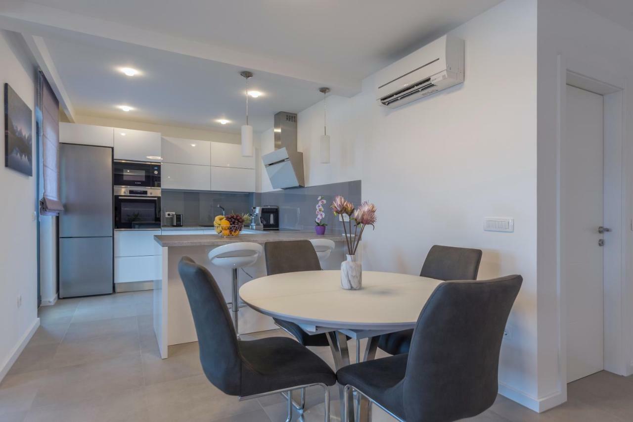 Villa Vid Apartments - Makarska Exklusiv Εξωτερικό φωτογραφία